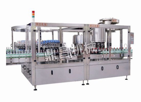 CGF48-30-8 沖瓶、灌裝、封口三聯機